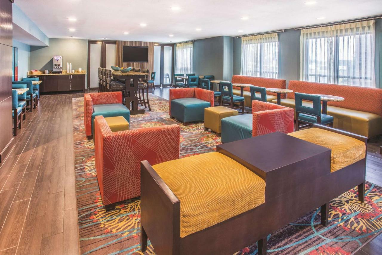 La Quinta By Wyndham O'Fallon, Il - St. Louis Exteriör bild